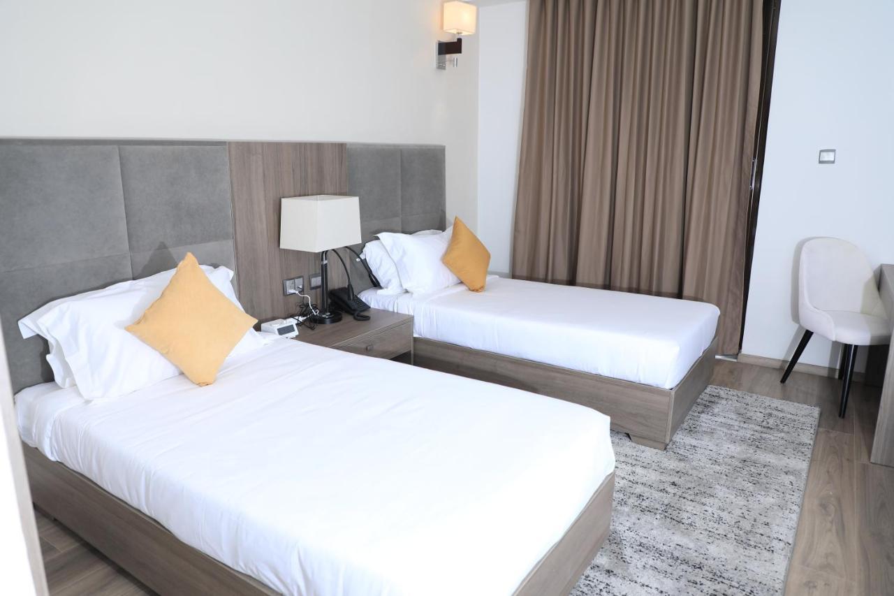 אדיס אבבה Th Bonroyal Hotel מראה חיצוני תמונה